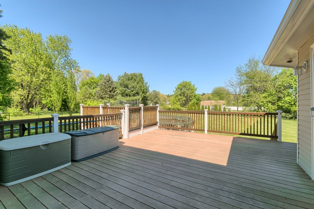 10 Coach Road Chelmsford, MA 01824 - Photo 23 of 27 Gallery Image 23