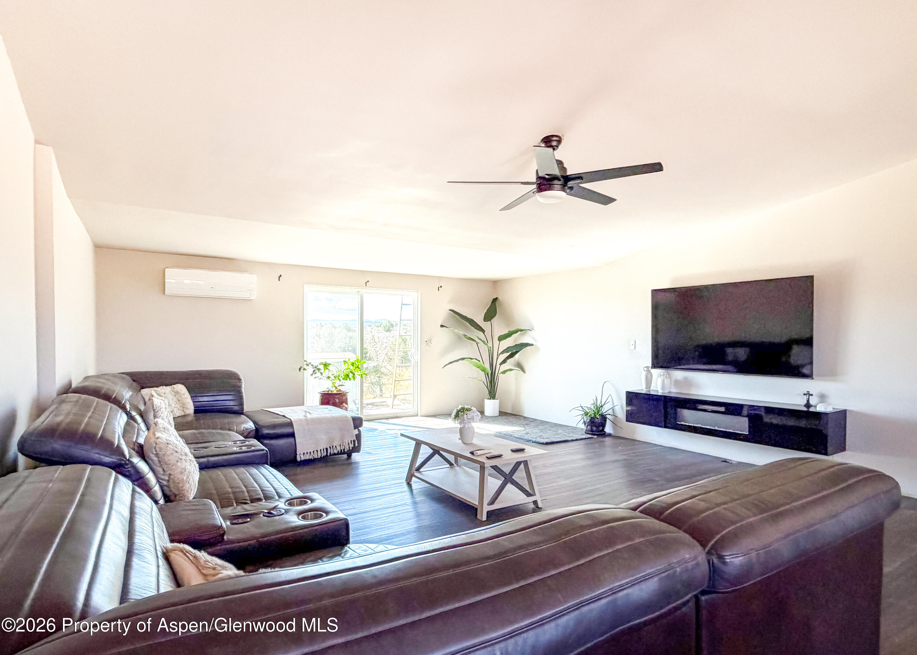 2151 Grass Mesa Road Rifle, CO 81650 - Photo 6 of 29 Living Room