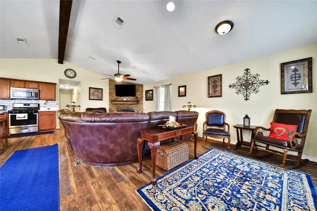 $325,000 | 6151 West Creek Road, East Bernard, TX 77435