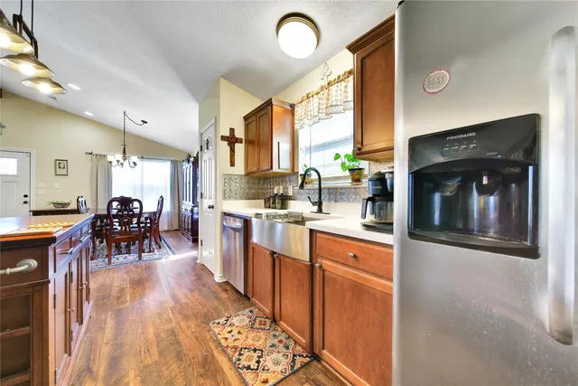 $325,000 | 6151 West Creek Road, East Bernard, TX 77435