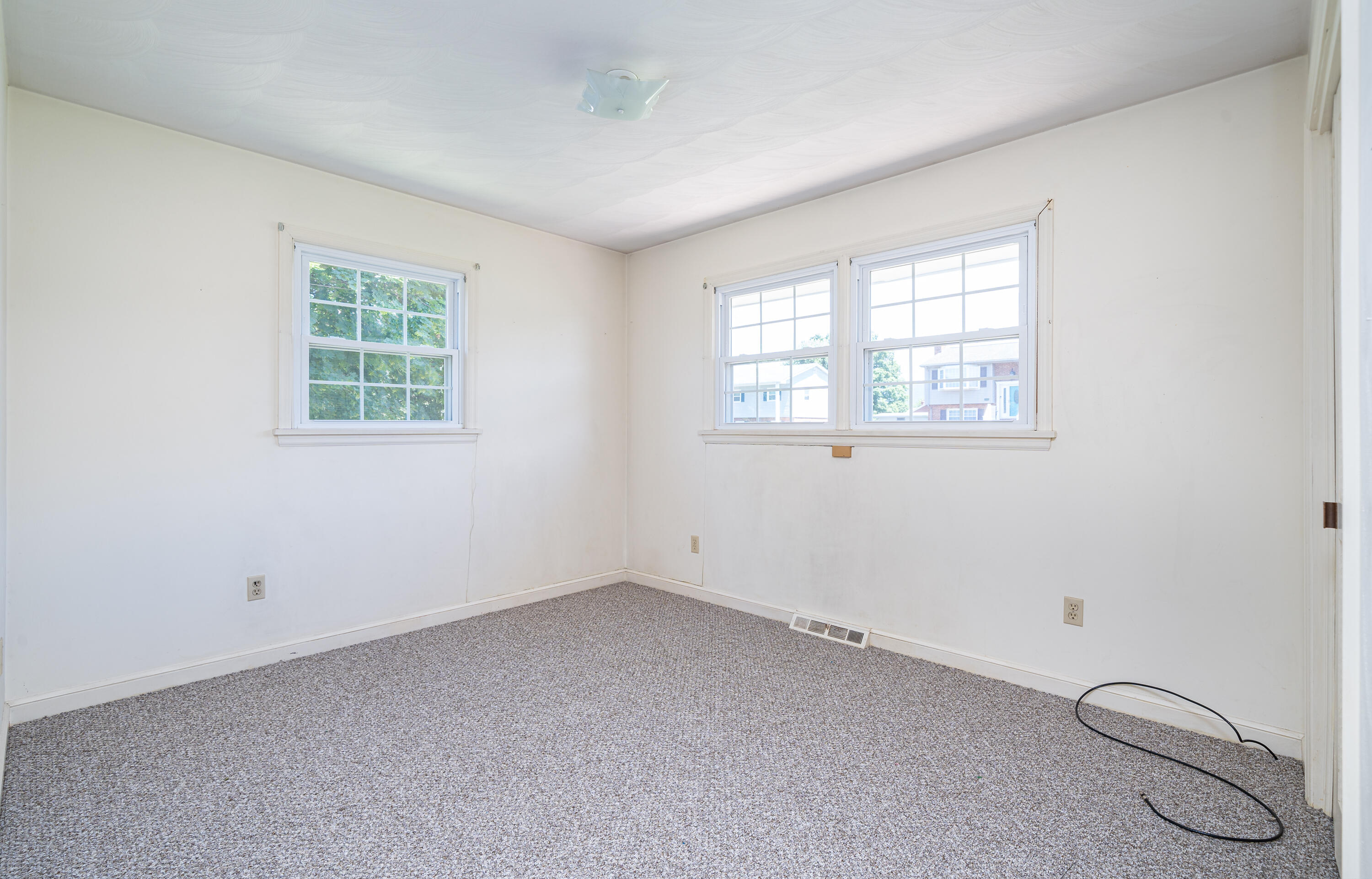 7638 Deer Branch Road Roanoke, VA 24019 - Photo 10 of 17 Bedroom 3