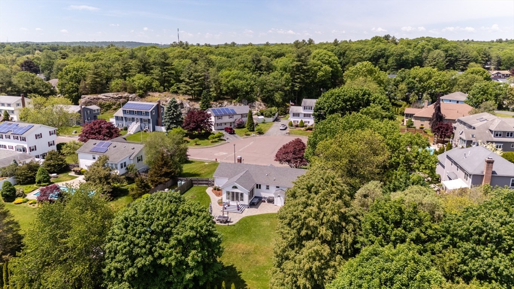 15 Fernwood Road Saugus, MA 01906 - Photo 19 of 42