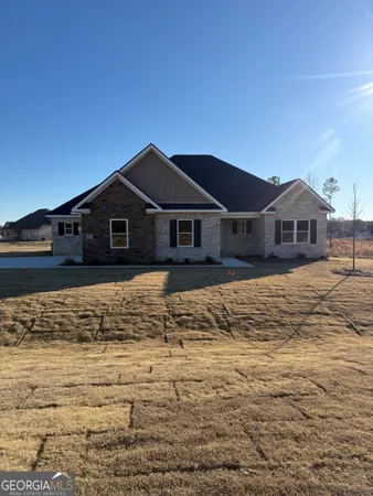 $394,500 | 169 Doublegate Drive, Lizella, GA 31052