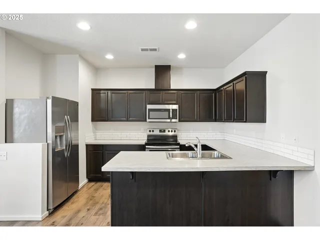 $395,000 | 2240 Southeast 16th Street, Gresham, OR 97080