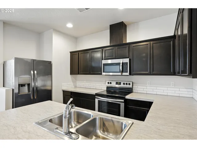 $395,000 | 2240 Southeast 16th Street, Gresham, OR 97080