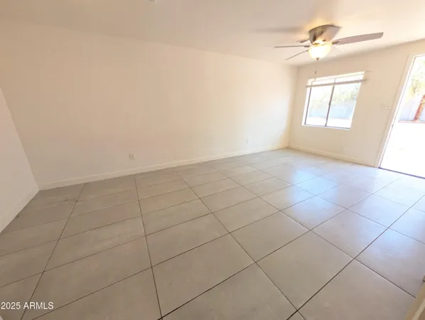 $1,049 | 1631 East Yale Street, Unit 5, Phoenix, AZ 85006
