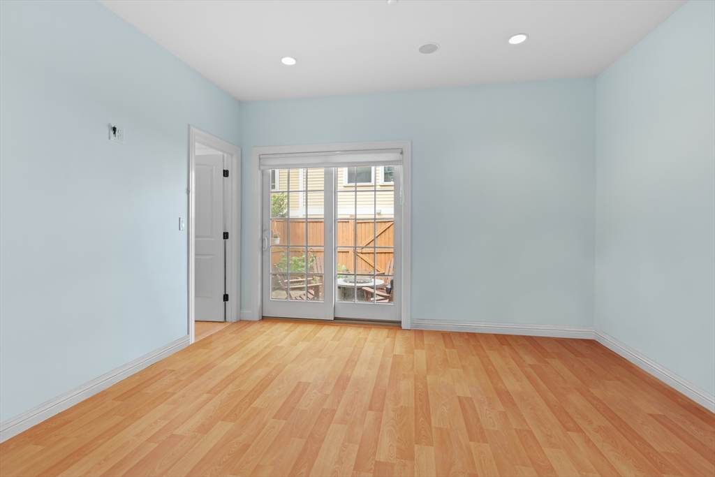 52 Rutherford Avenue Boston, MA 02129 - Photo 4 of 40 Gallery Image 4