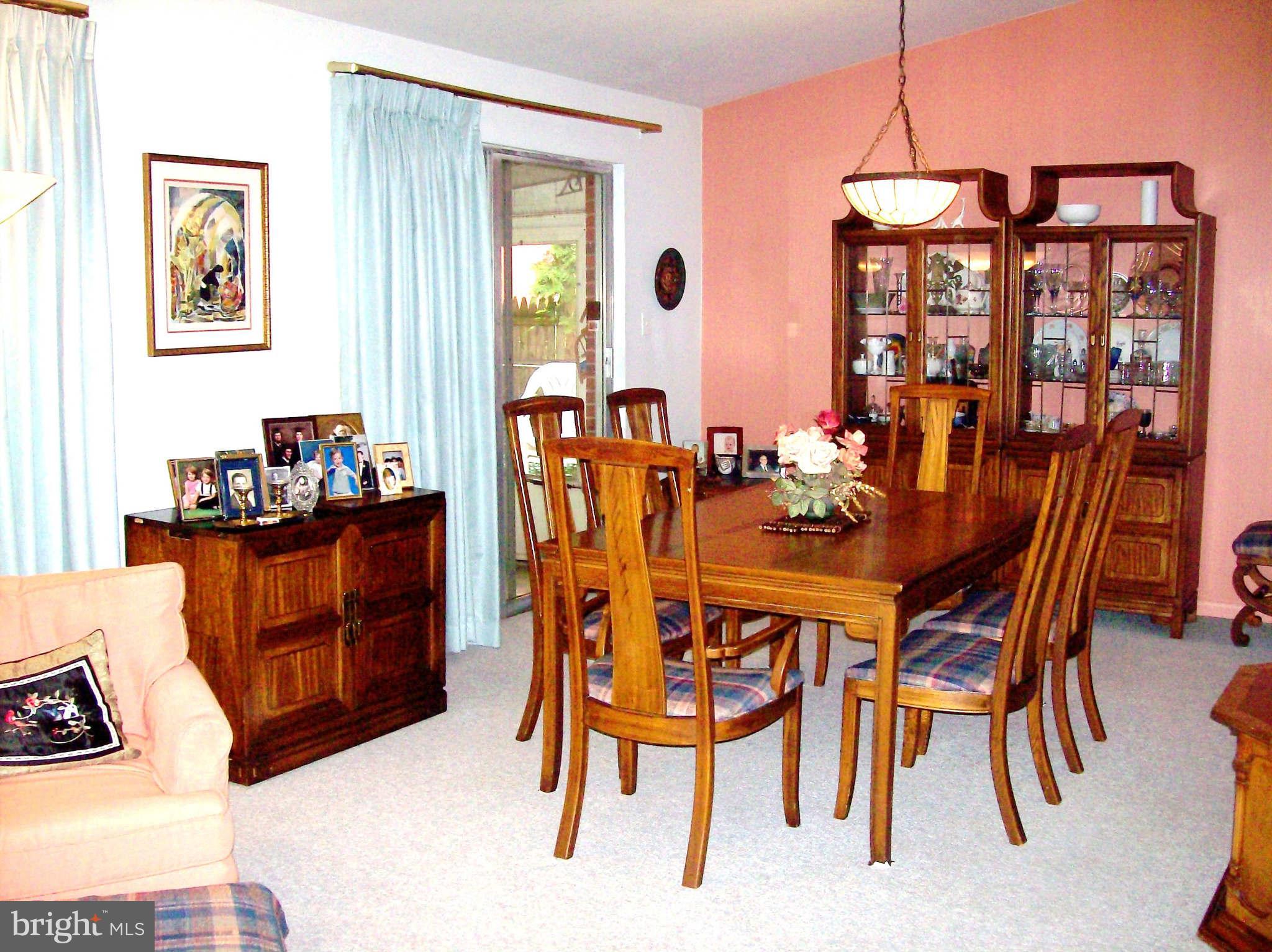 1010 Robroy Drive Silver Spring, MD 20903 - Photo 3 of 30 Dining room