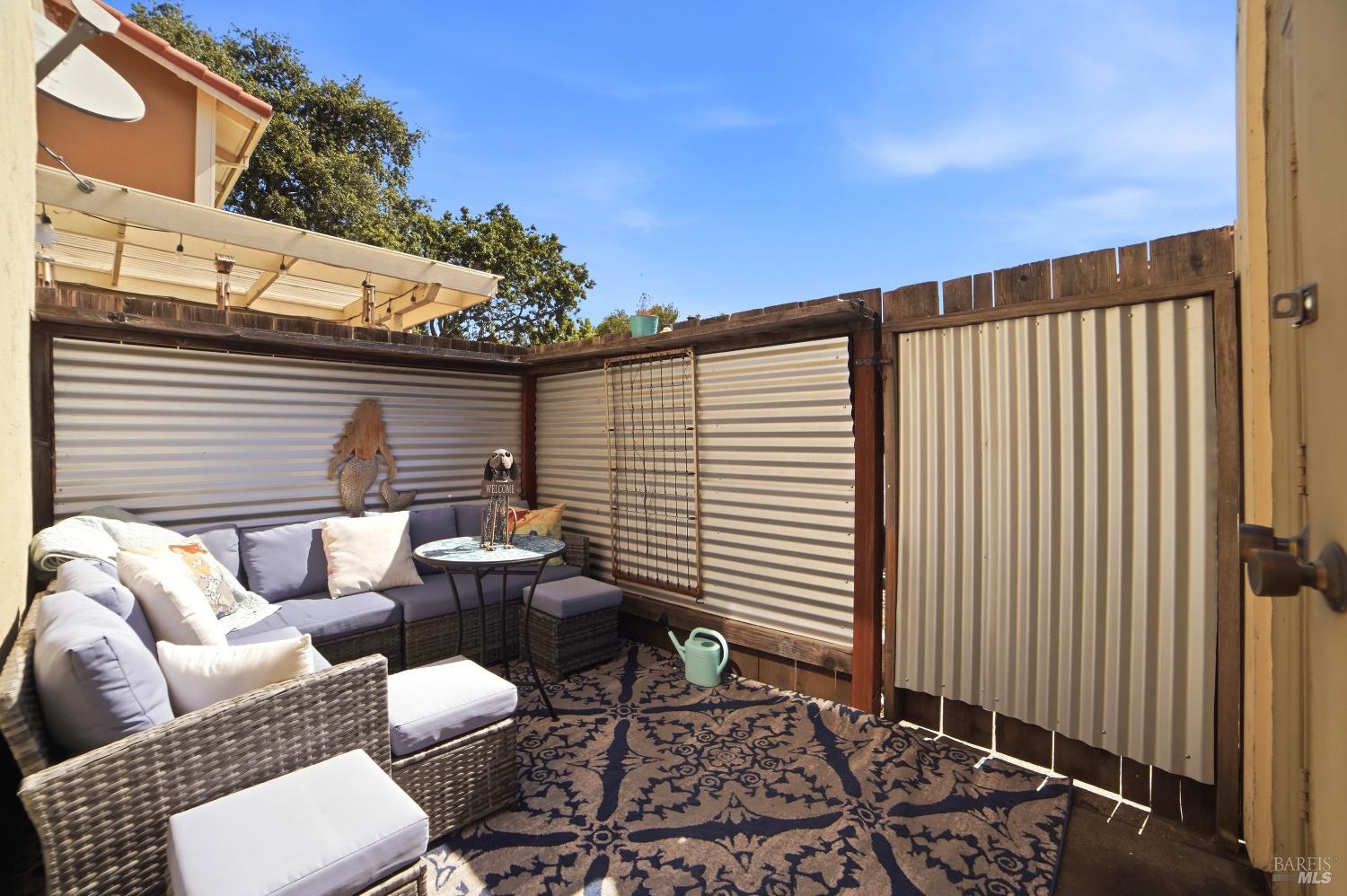 2521 Vallejo Street Santa Rosa, CA 95405 - Photo 30 of 36