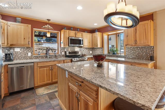 1008 Pine Ridge Road Woodland Park, CO 80863 - Photo 11 of 33