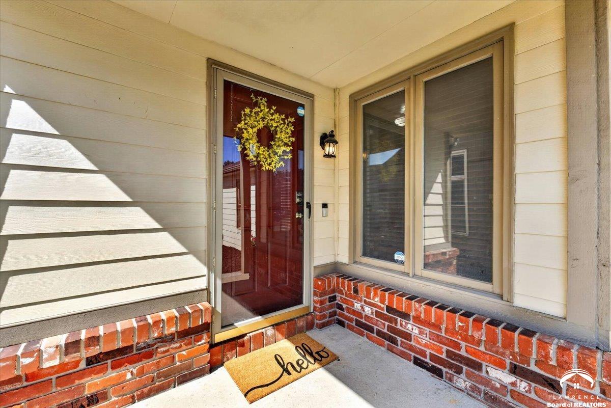 4714 Harvard Road Lawrence, KS 66049 - Photo 4 of 41