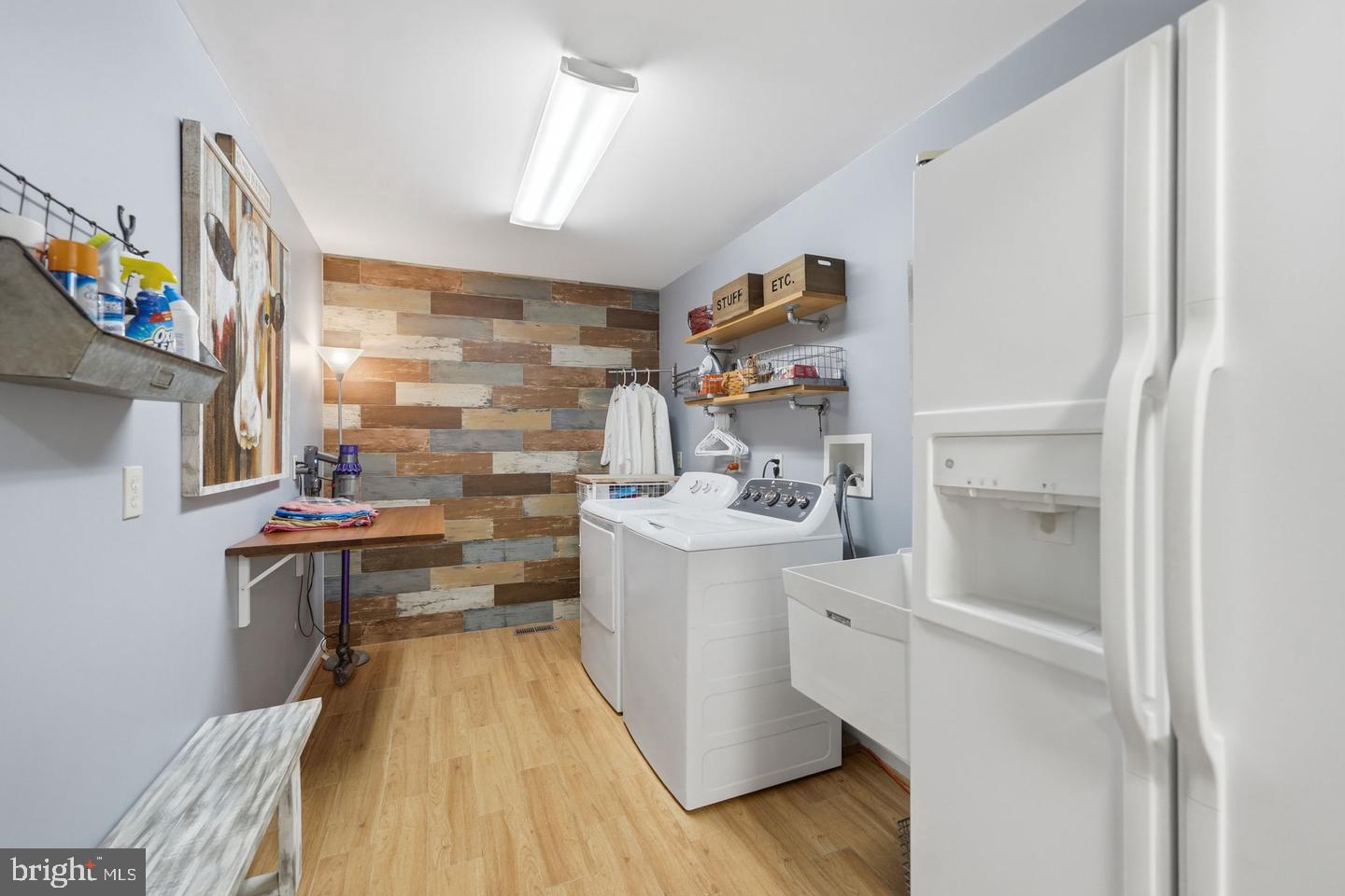 8109 Counselor Road Manassas, VA 20112 - Photo 27 of 92 Laundry room