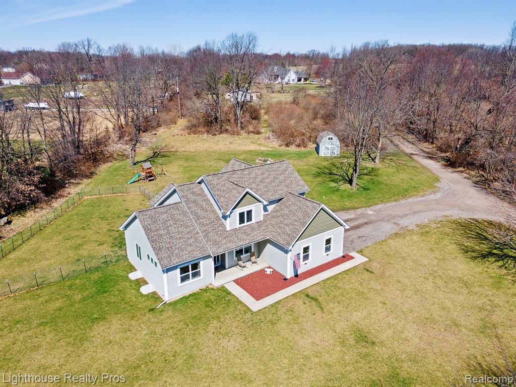 5127 East Clyde Road Howell, MI 48855 - Photo 2 of 45