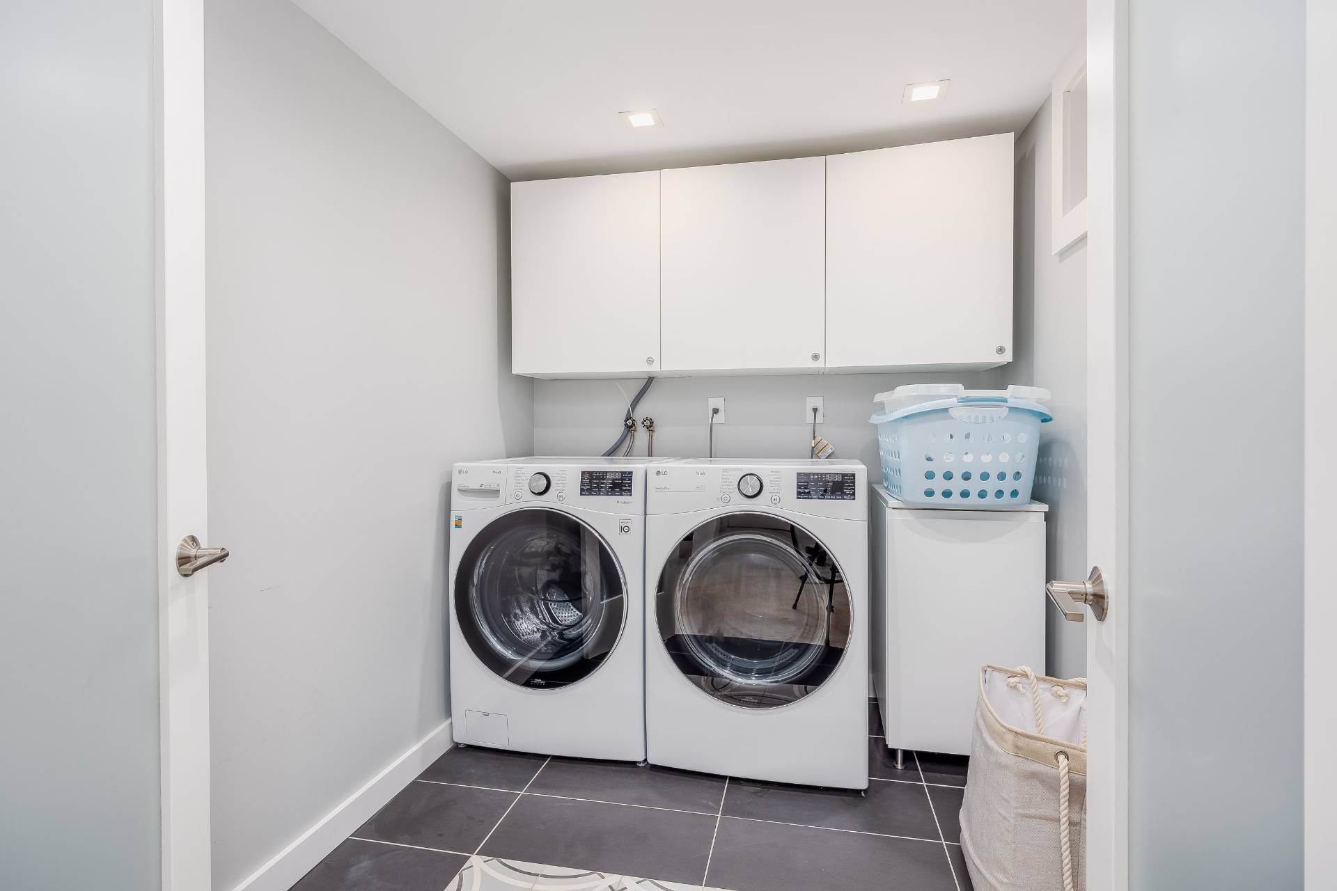 81 Whooping Hollow Road East Hampton, NY 11937 - Photo 14 of 19