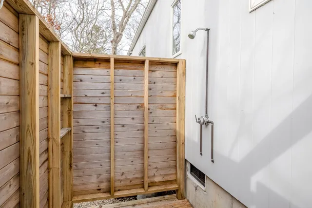 $32,500 | 81 Whooping Hollow Road, East Hampton, NY 11937