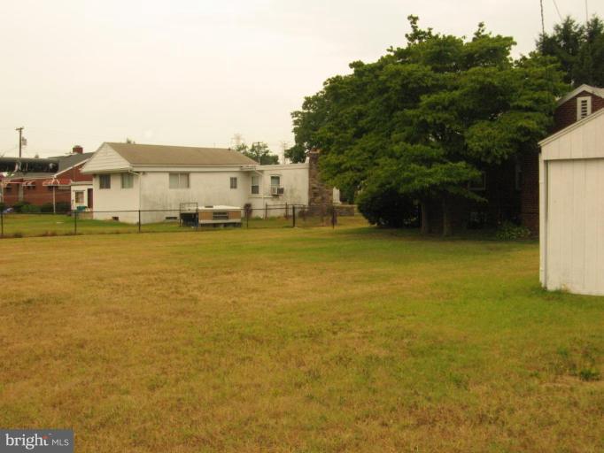 1719 Ranch Lane Dundalk, MD 21222 - Photo 8 of 25 Exterior #5