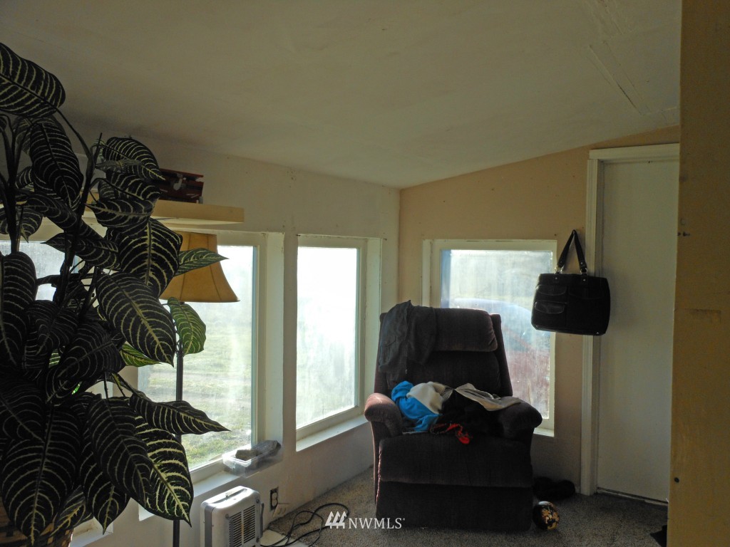 603 Lucas Creek Road Chehalis, WA 98532 - Photo 3 of 11 Gallery Image 3