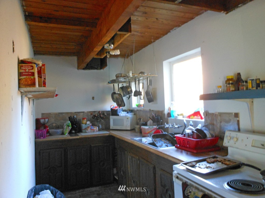 603 Lucas Creek Road Chehalis, WA 98532 - Photo 5 of 11 Gallery Image 5