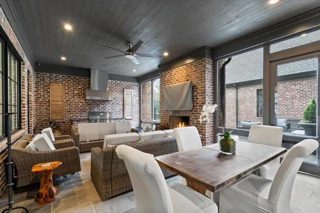 $1,897,450 | 3056 Chapel Woods Cove, Germantown, TN 38139