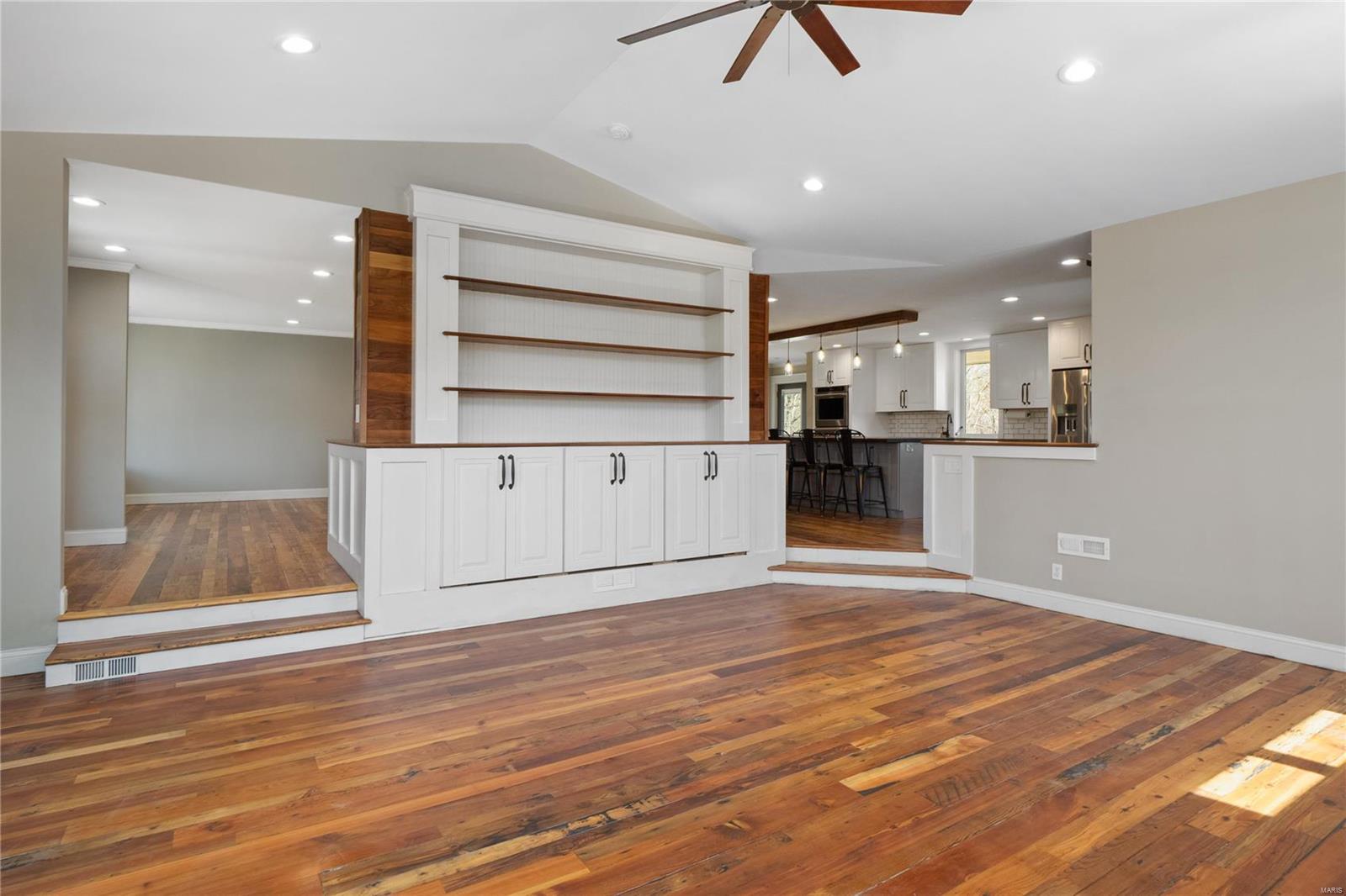 5730 Independence Road Weldon Spring, MO 63304 - Photo 7 of 39 Gallery Image 7