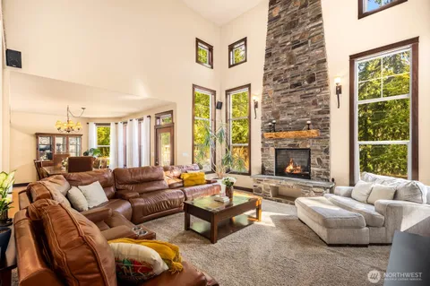 $1,575,000 | 17645 Southeast 196th Drive, Renton, WA 98058