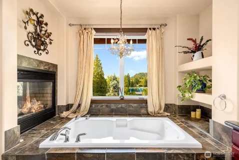 $1,575,000 | 17645 Southeast 196th Drive, Renton, WA 98058