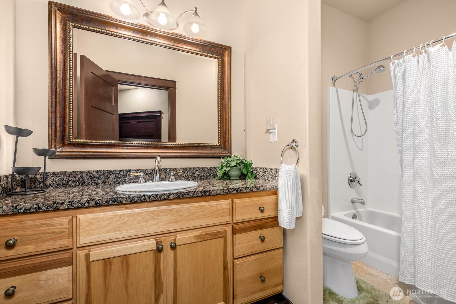 17645 Southeast 196th Drive Renton, WA 98058 - Photo 30 of 40