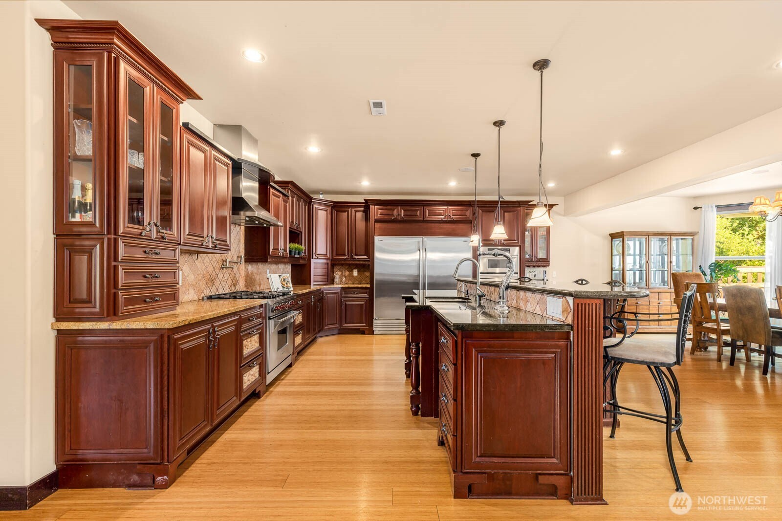 17645 Southeast 196th Drive Renton, WA 98058 - Photo 8 of 40