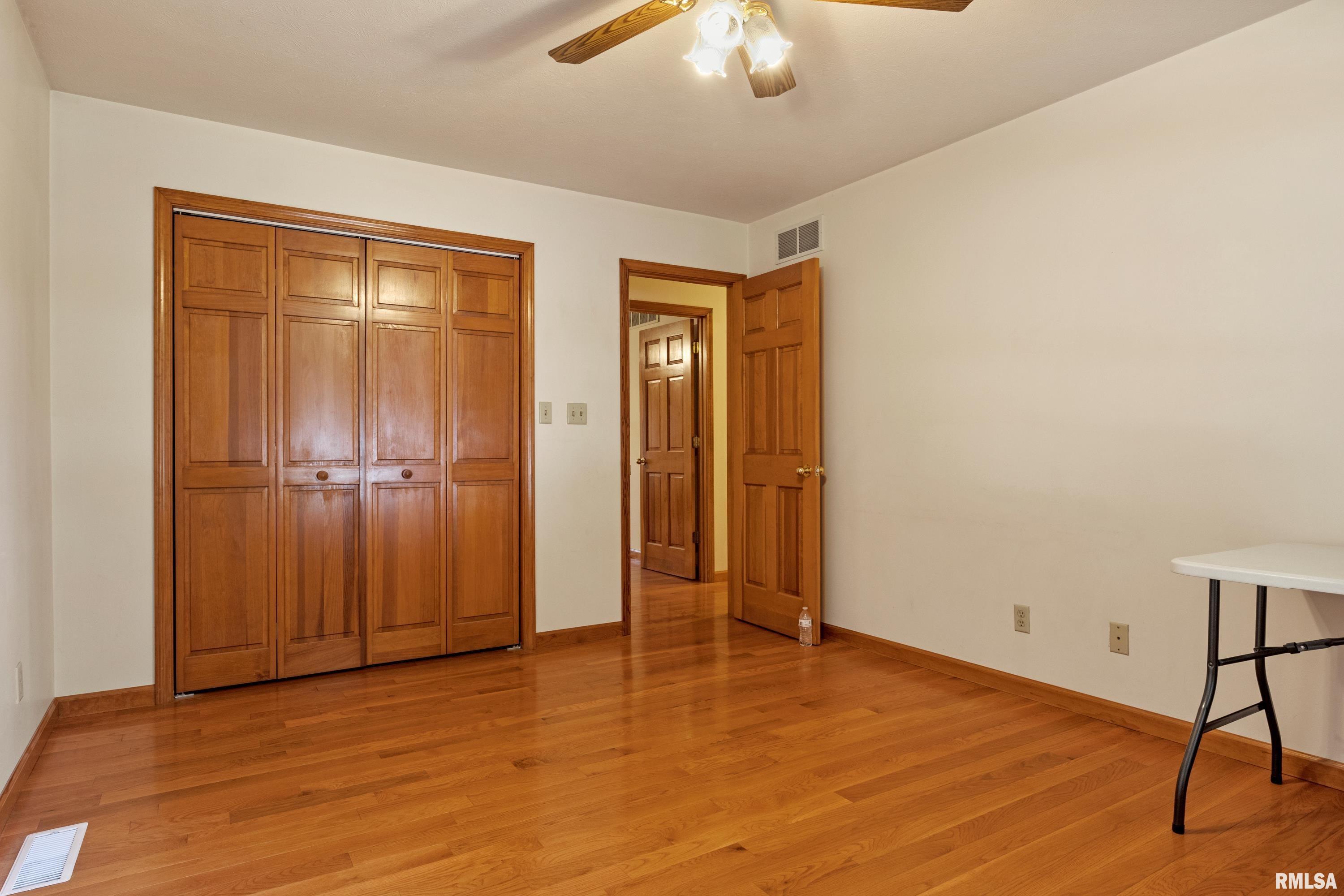 1416 Azalea Court Springfield, IL 62712 - Photo 17 of 33