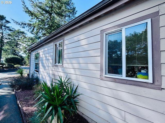 129 Evergreen Lane Florence, OR 97439 - Photo 3 of 13