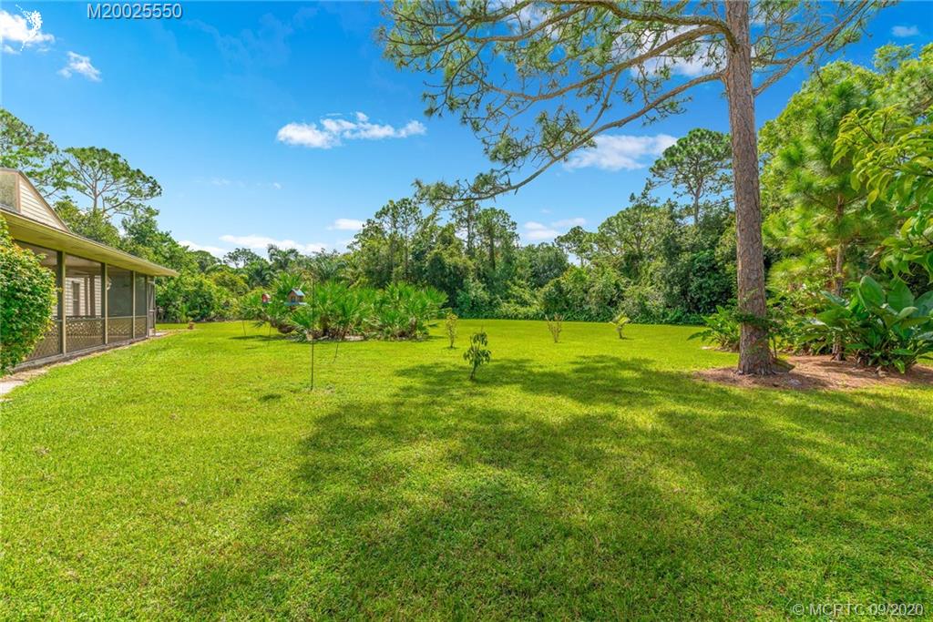 2053 Southwest Pitts Terrace Stuart, FL 34997 - Photo 3 of 40 Gallery Image 3