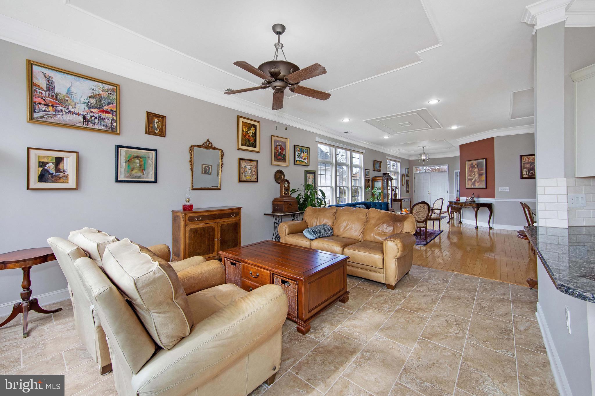 17 Ellington Drive Columbus, NJ 08022 - Photo 12 of 43 Family Room