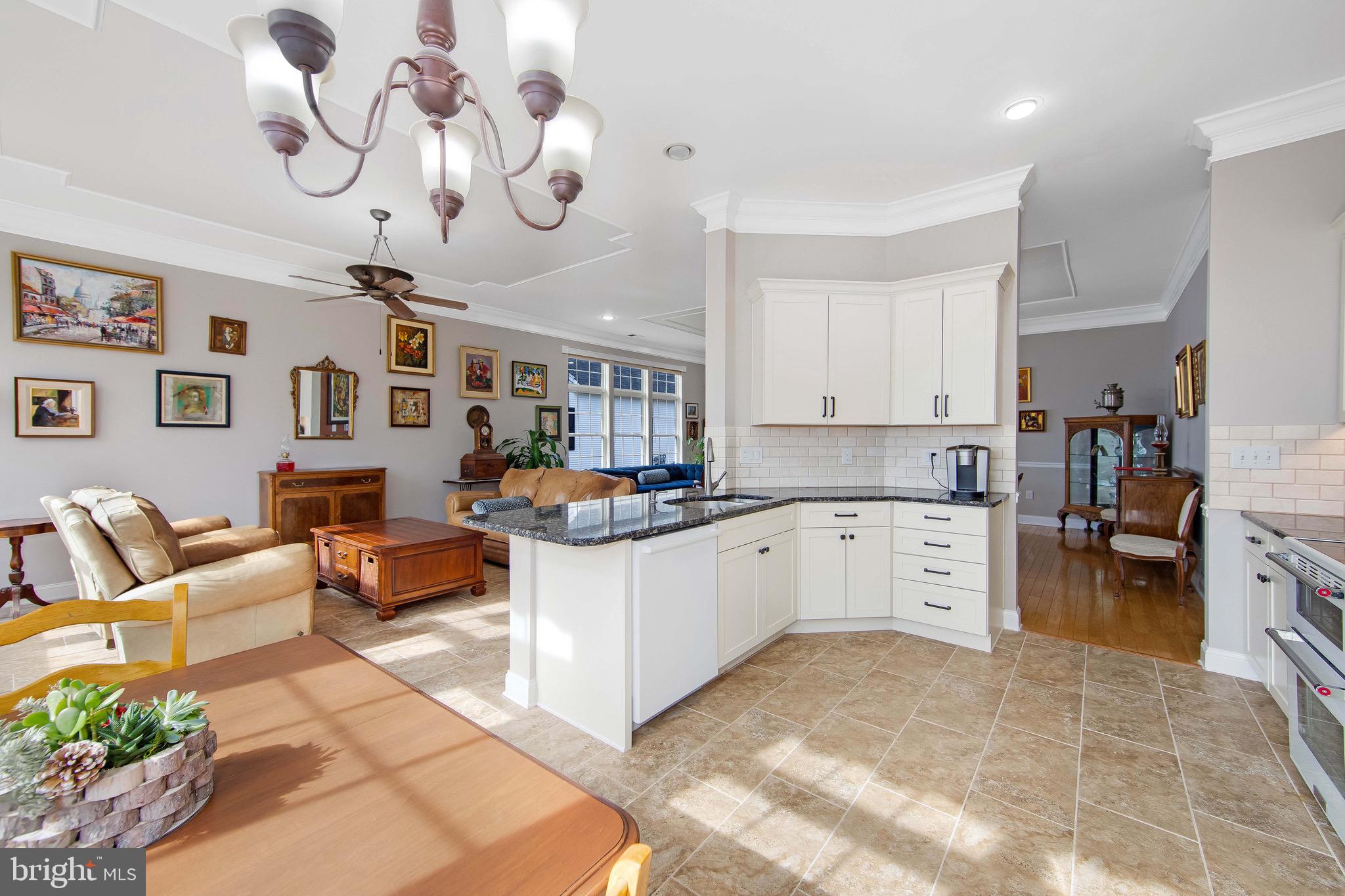 17 Ellington Drive Columbus, NJ 08022 - Photo 14 of 43 Kitchen