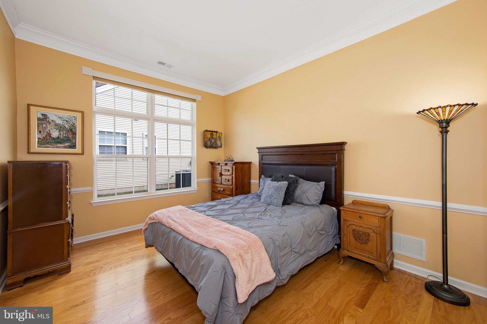 17 Ellington Drive Columbus, NJ 08022 - Photo 24 of 43 2nd Bedroom