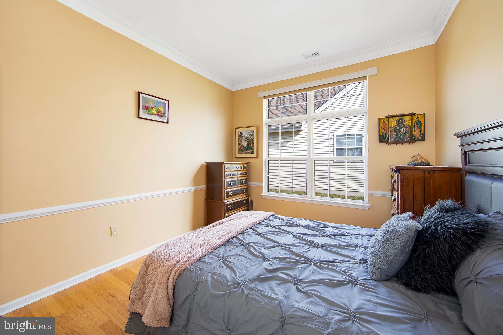 17 Ellington Drive Columbus, NJ 08022 - Photo 26 of 43 2nd Bedroom