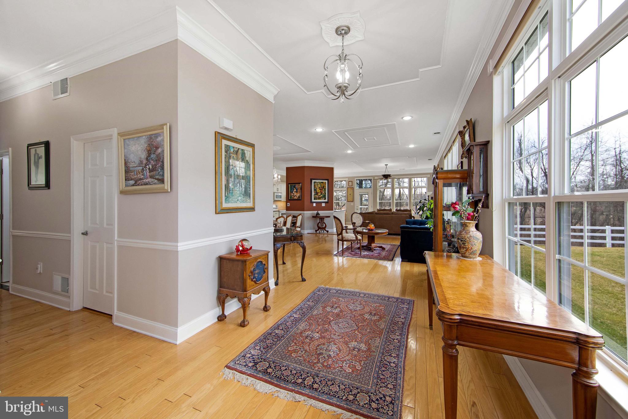 17 Ellington Drive Columbus, NJ 08022 - Photo 4 of 43 Foyer