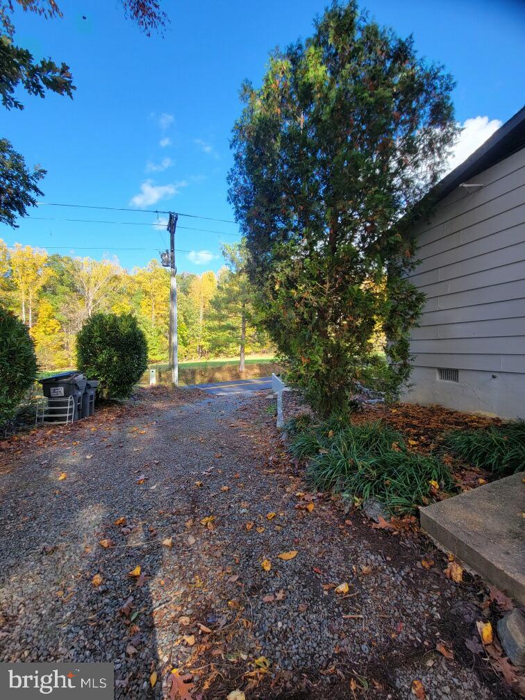 103 Spotted Tavern Road Fredericksburg, VA 22406 - Photo 29 of 31 Side of House