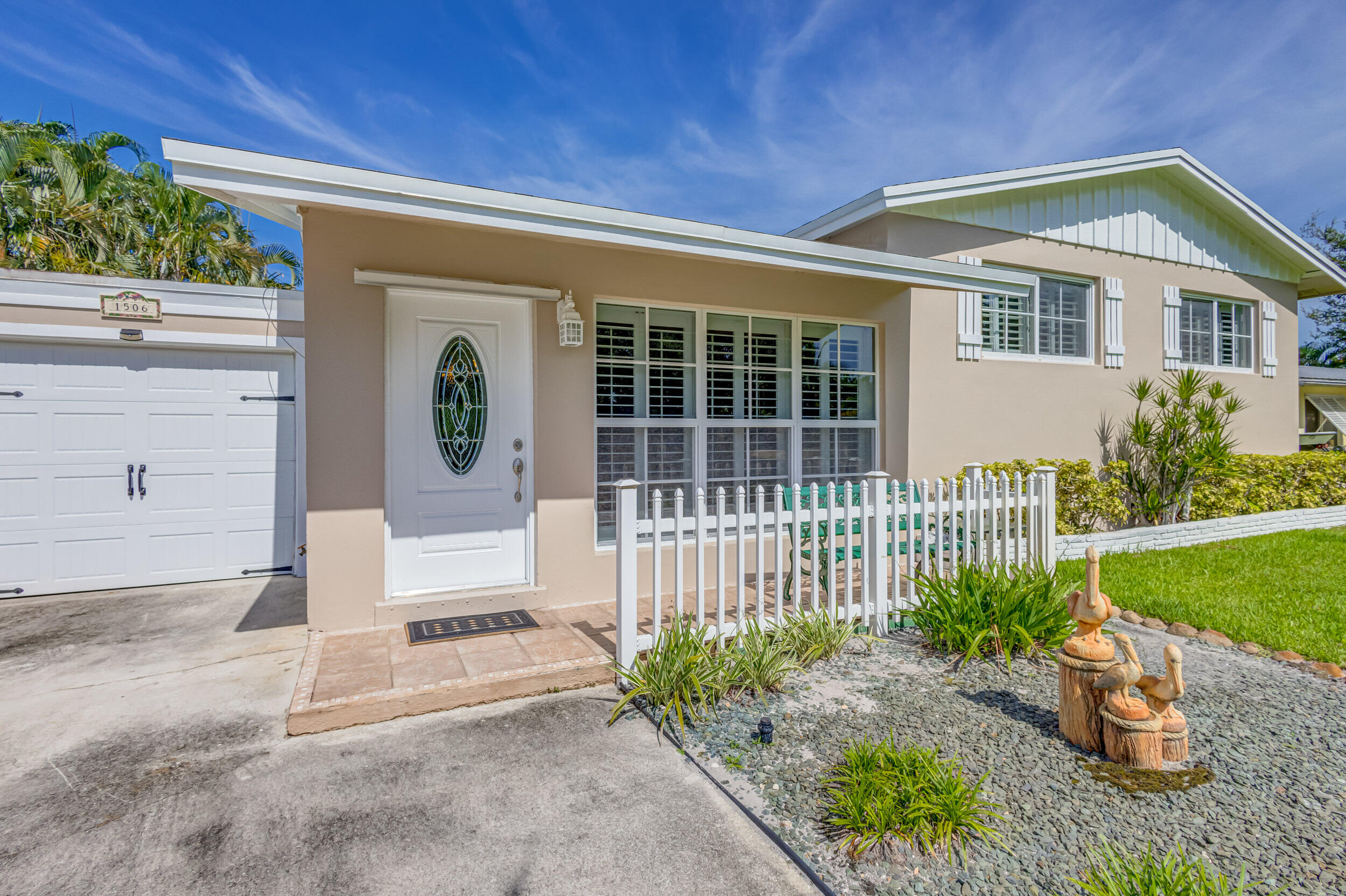 1506 Seabrook Road Tequesta, FL 33469 - Photo 5 of 84 05_5d1a9125