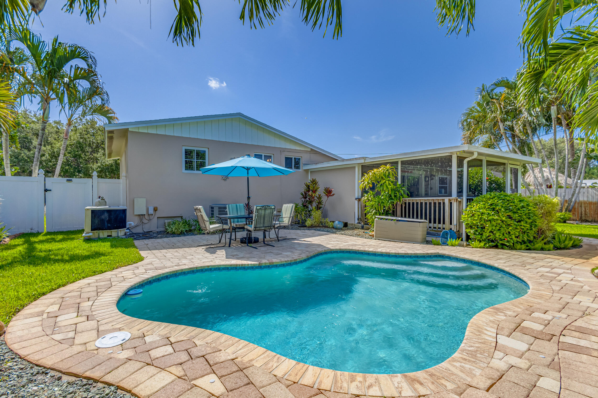 1506 Seabrook Road Tequesta, FL 33469 - Photo 57 of 84 57_5d1a9070-2