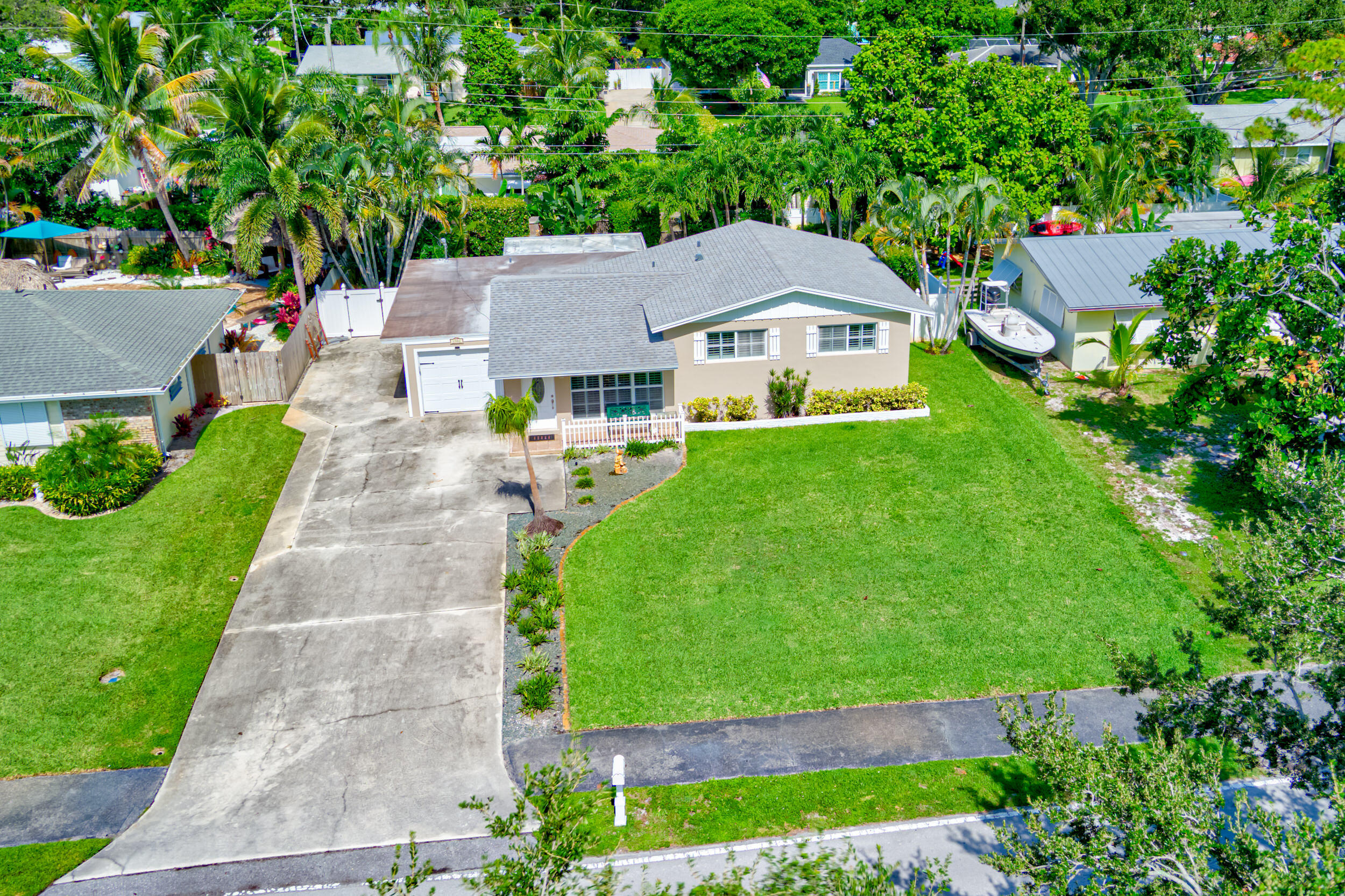 1506 Seabrook Road Tequesta, FL 33469 - Photo 69 of 84 69_max_0201_2_3_4_5