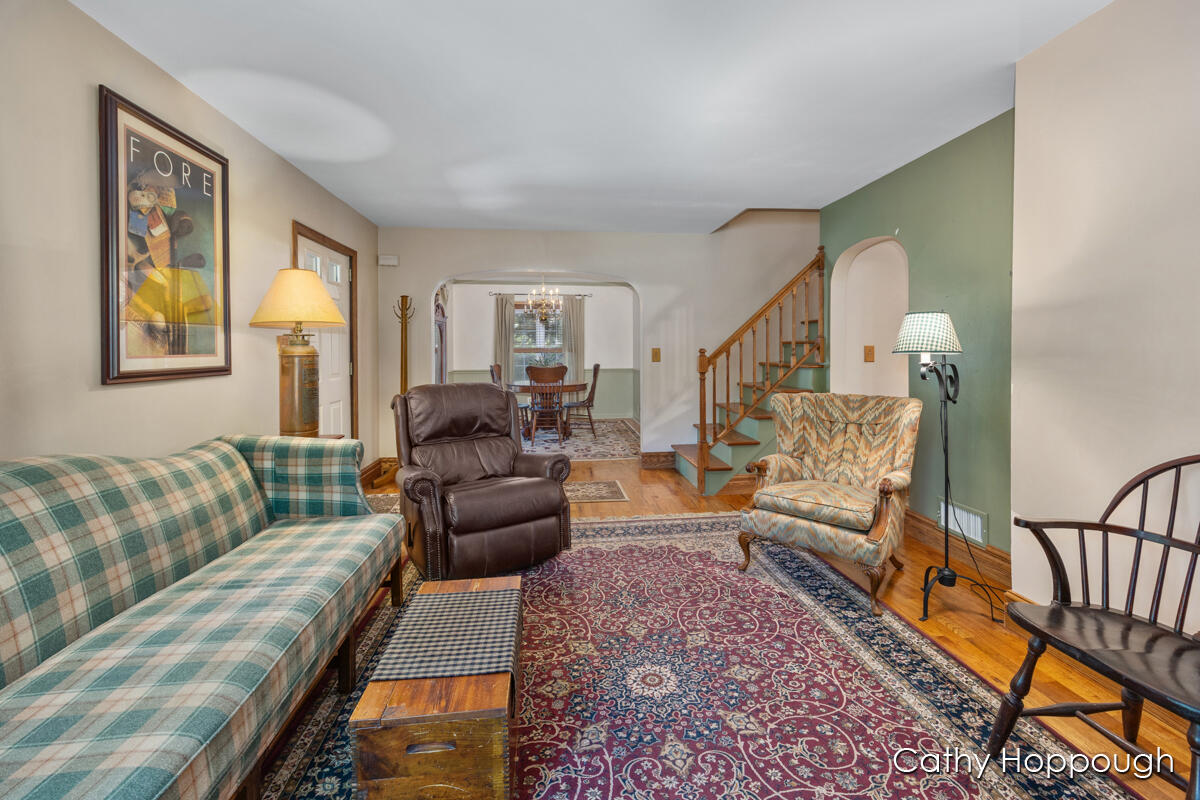 820 Bon Air Road Lansing, MI 48917 - Photo 10 of 42 IMG_1009
