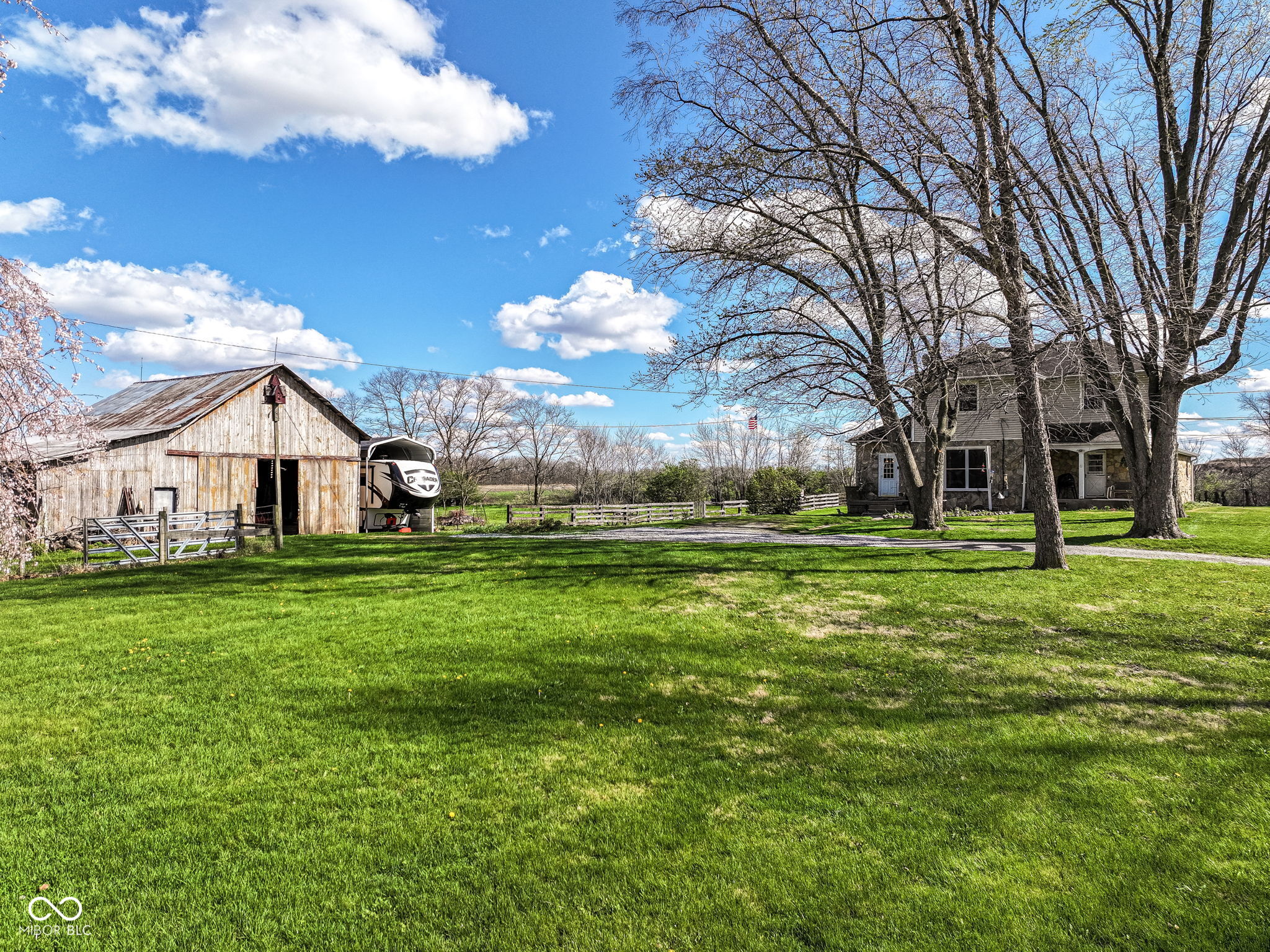 4260 South Ridgeview Road Anderson, IN 46013 - Photo 4 of 41