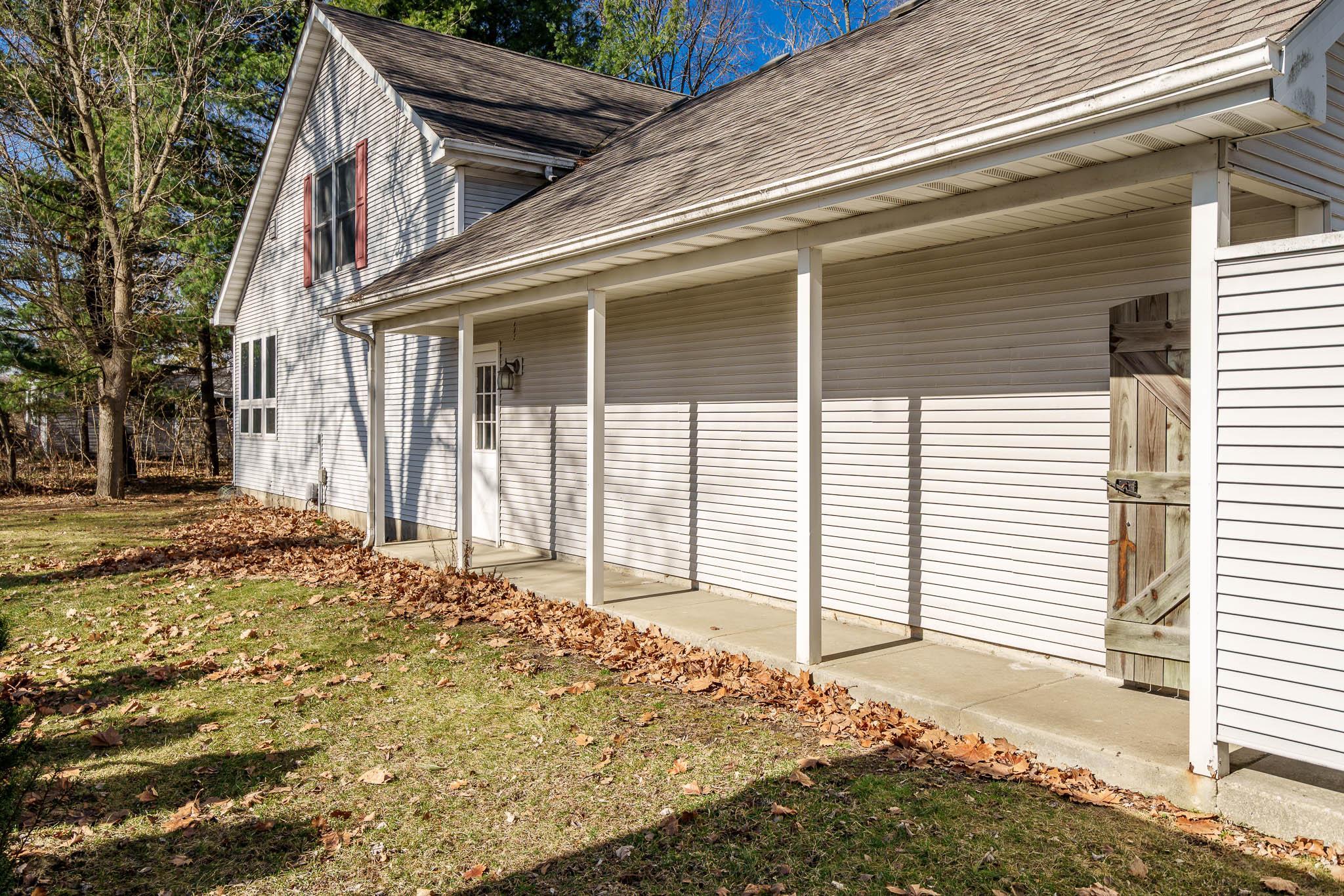 313 Genoa Street Cherry Valley, IL 61016 - Photo 12 of 42