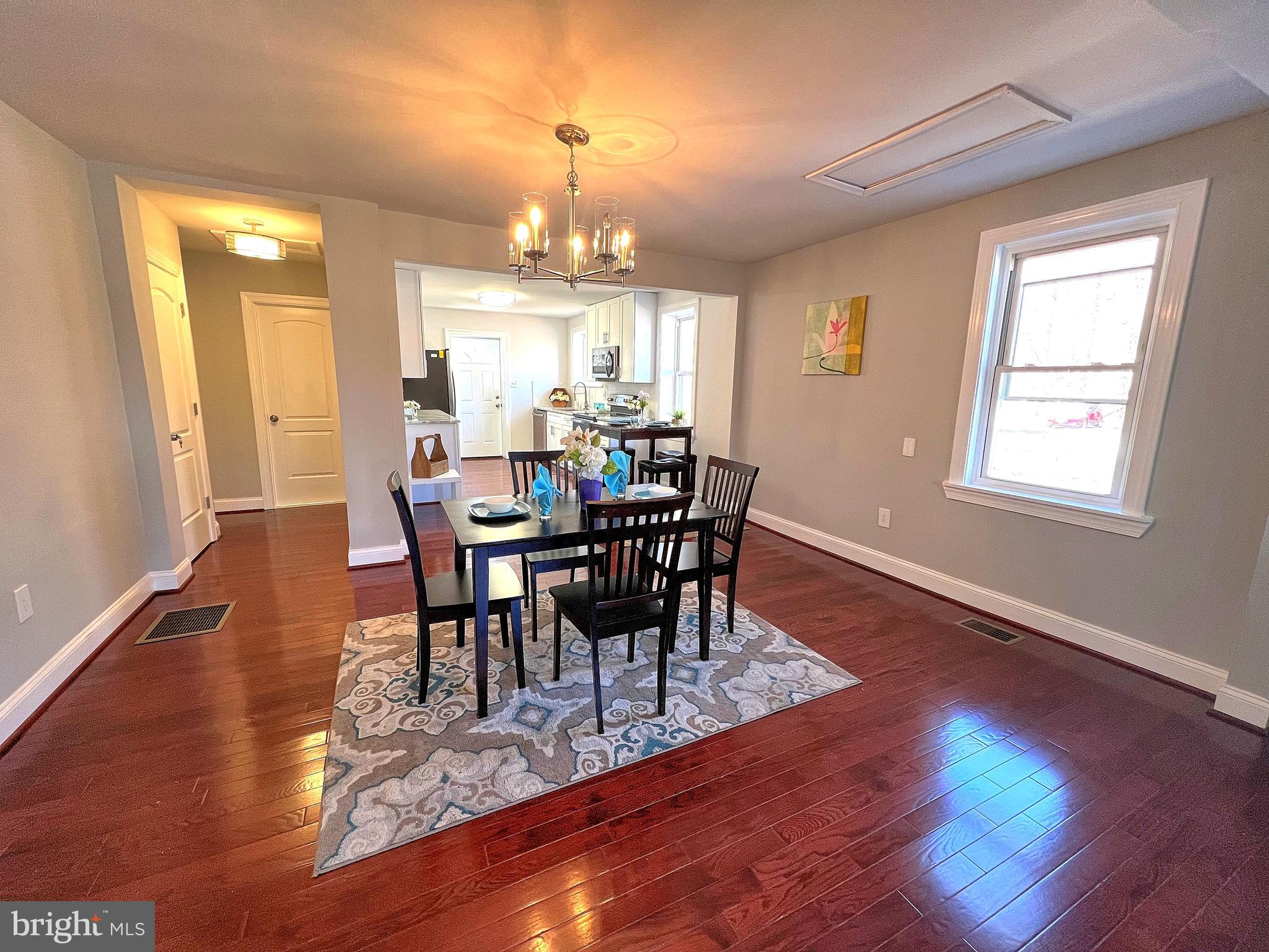 320 Loreley Road White Marsh, MD 21162 - Photo 6 of 27 Gallery Image 6