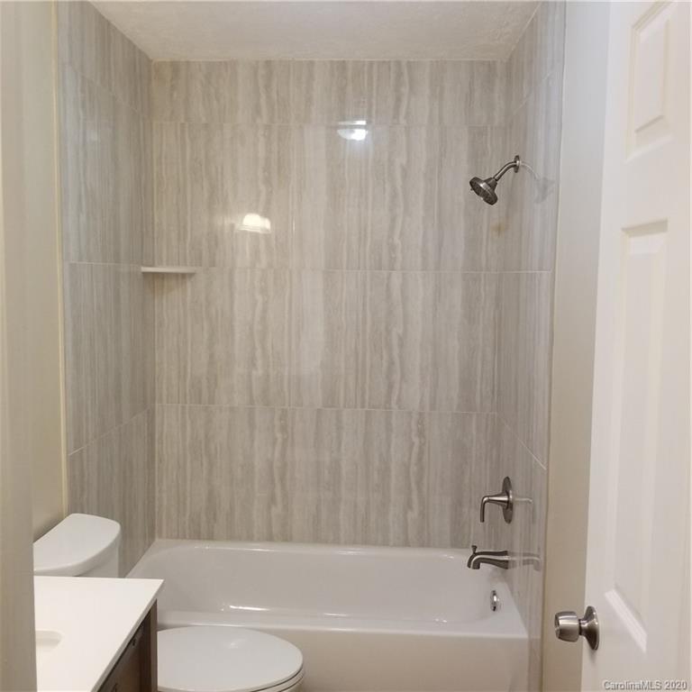 531 Pineland Road Hendersonville, NC 28792 - Photo 21 of 42 Gallery Image 21