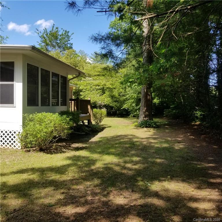 531 Pineland Road Hendersonville, NC 28792 - Photo 37 of 42 Gallery Image 37