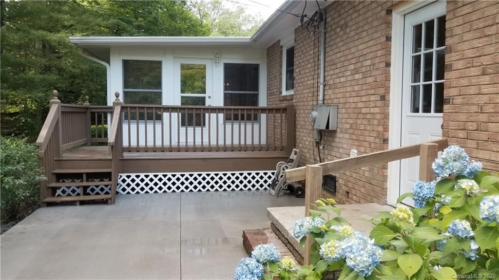 531 Pineland Road Hendersonville, NC 28792 - Photo 42 of 42 Gallery Image 42