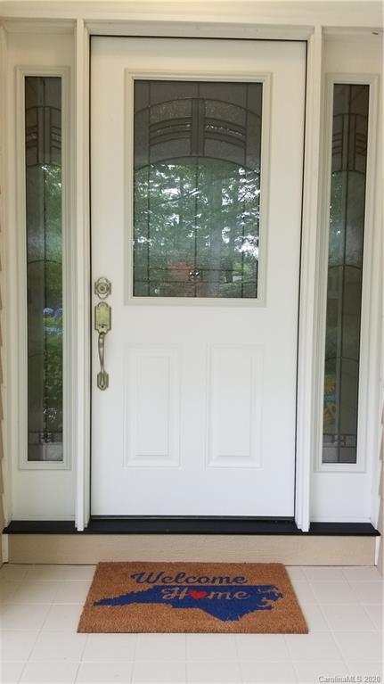531 Pineland Road Hendersonville, NC 28792 - Photo 6 of 42 Gallery Image 6