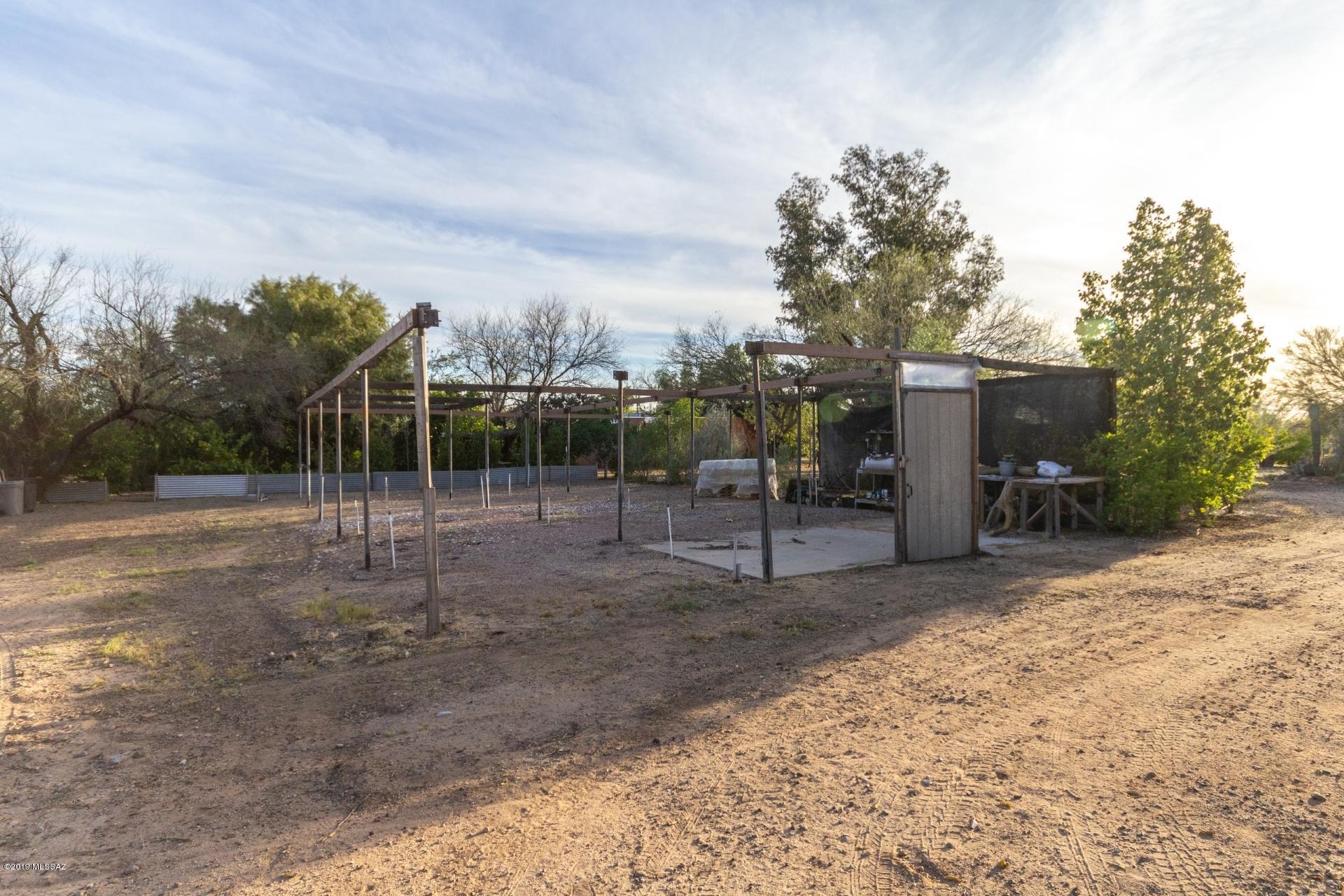 9350 North Shannon Road Tucson, AZ 85742 - Photo 36 of 37