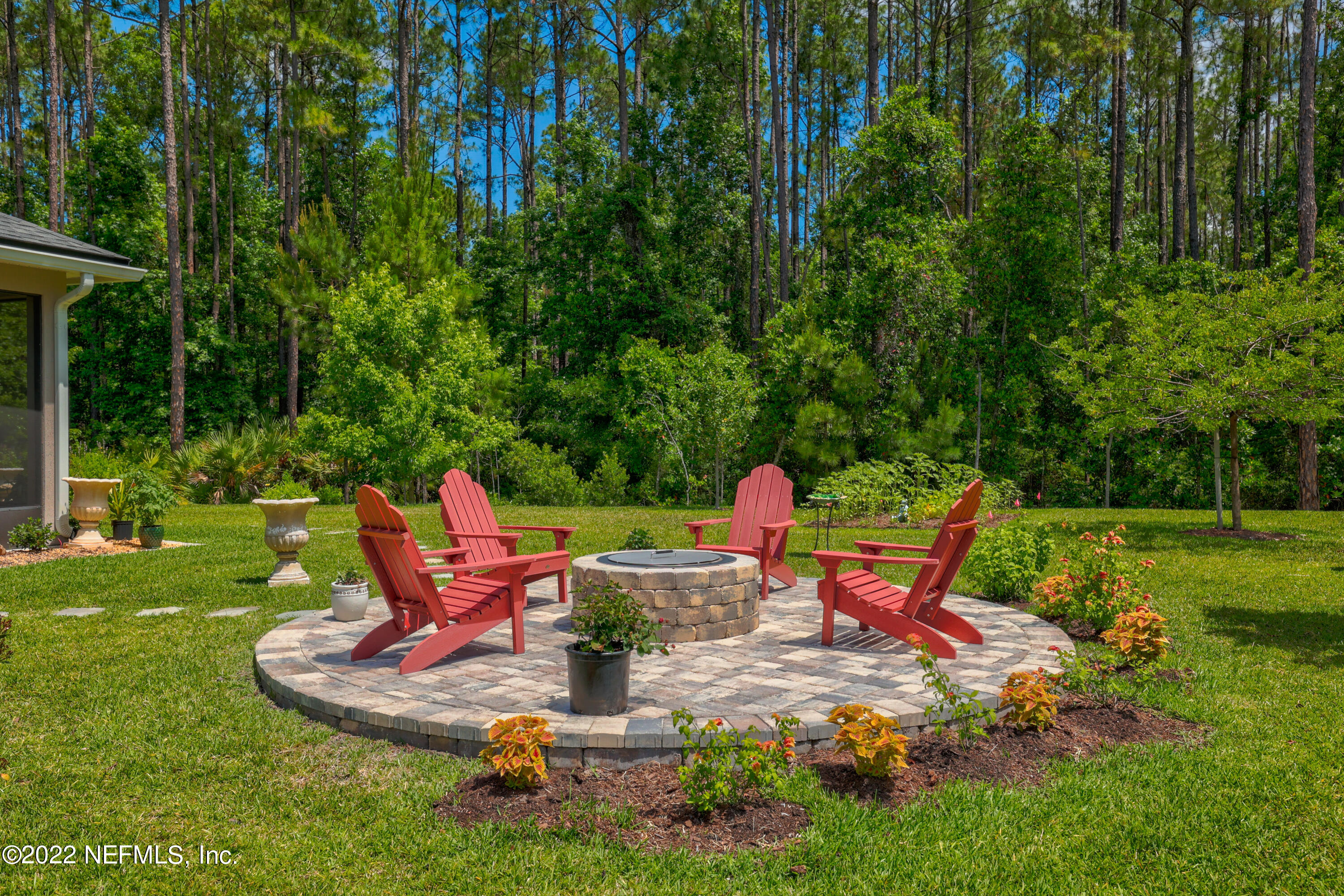 275 Downs Corner Road St. Augustine, FL 32092 - Photo 35 of 42 Firepit w Pavers!